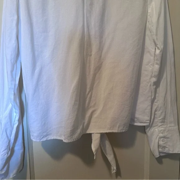 Cloth & Stone Classic White Button Down Shirt with Ties, Anthropologie, Flowy - Picture 5 of 11
